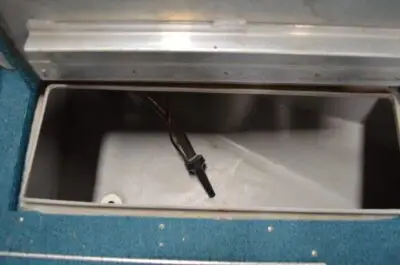 1995 Crestliner Sportfish 1700 W/ 3.0L Volvo Penta - Image 13