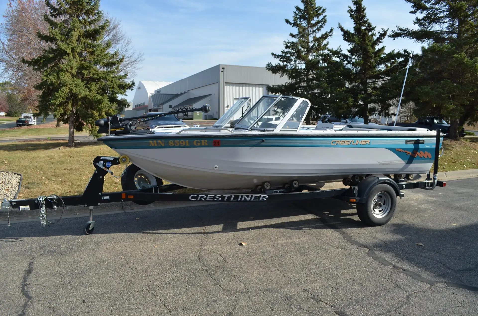 1995 Crestliner Sportfish 1700 W/ 3.0L Volvo Penta - Image 5