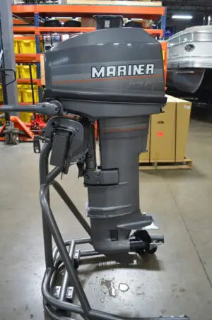 1991 Mariner 25hp 20in Tiller Manual start outboard boat motor