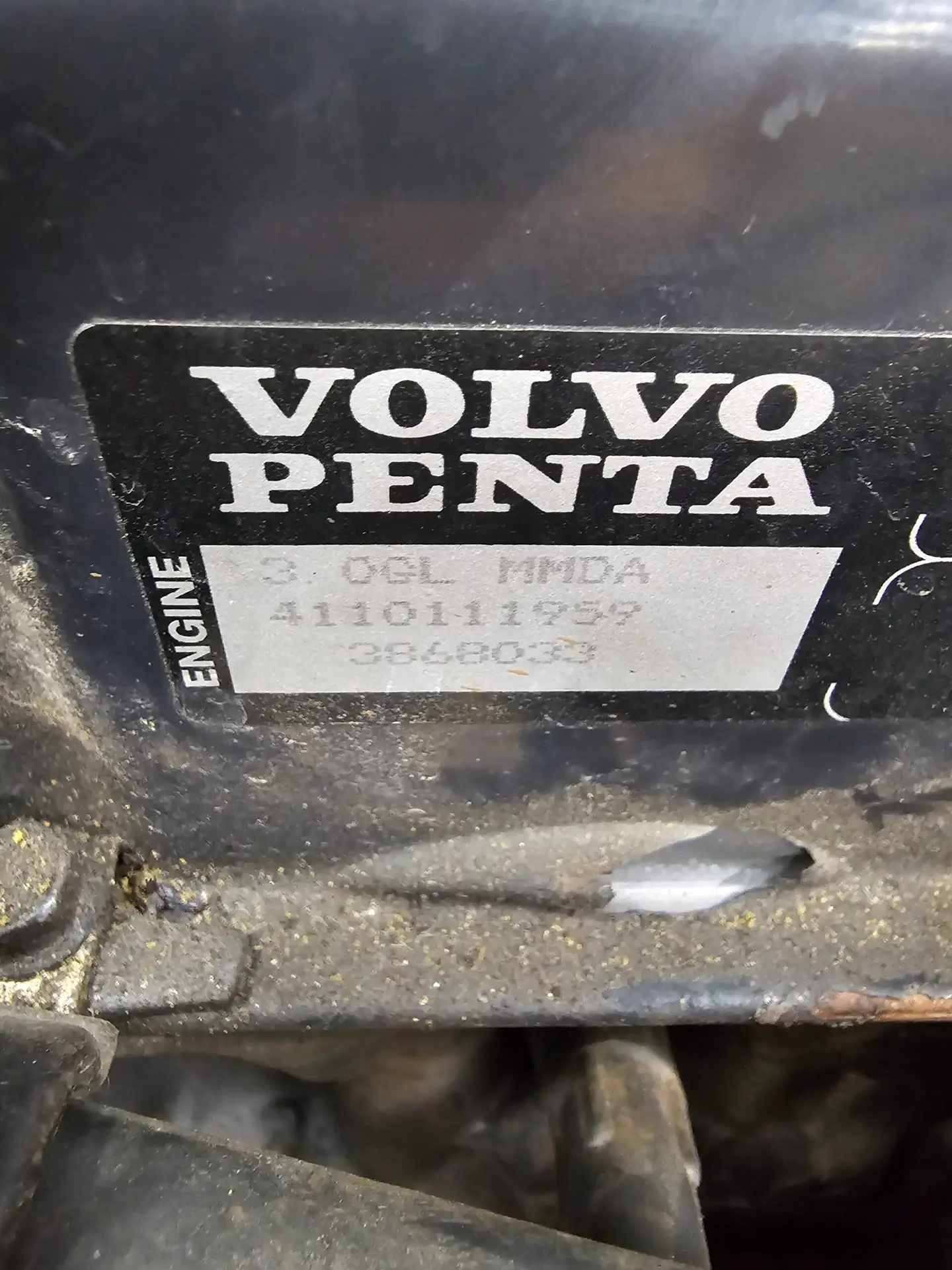 1994 Volvo Penta 3.0L Inboard boat motor - Image 6