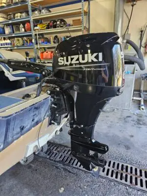 2024 Suzuki 50hp Long shaft Tiller Outboard boat motor !54 hours!