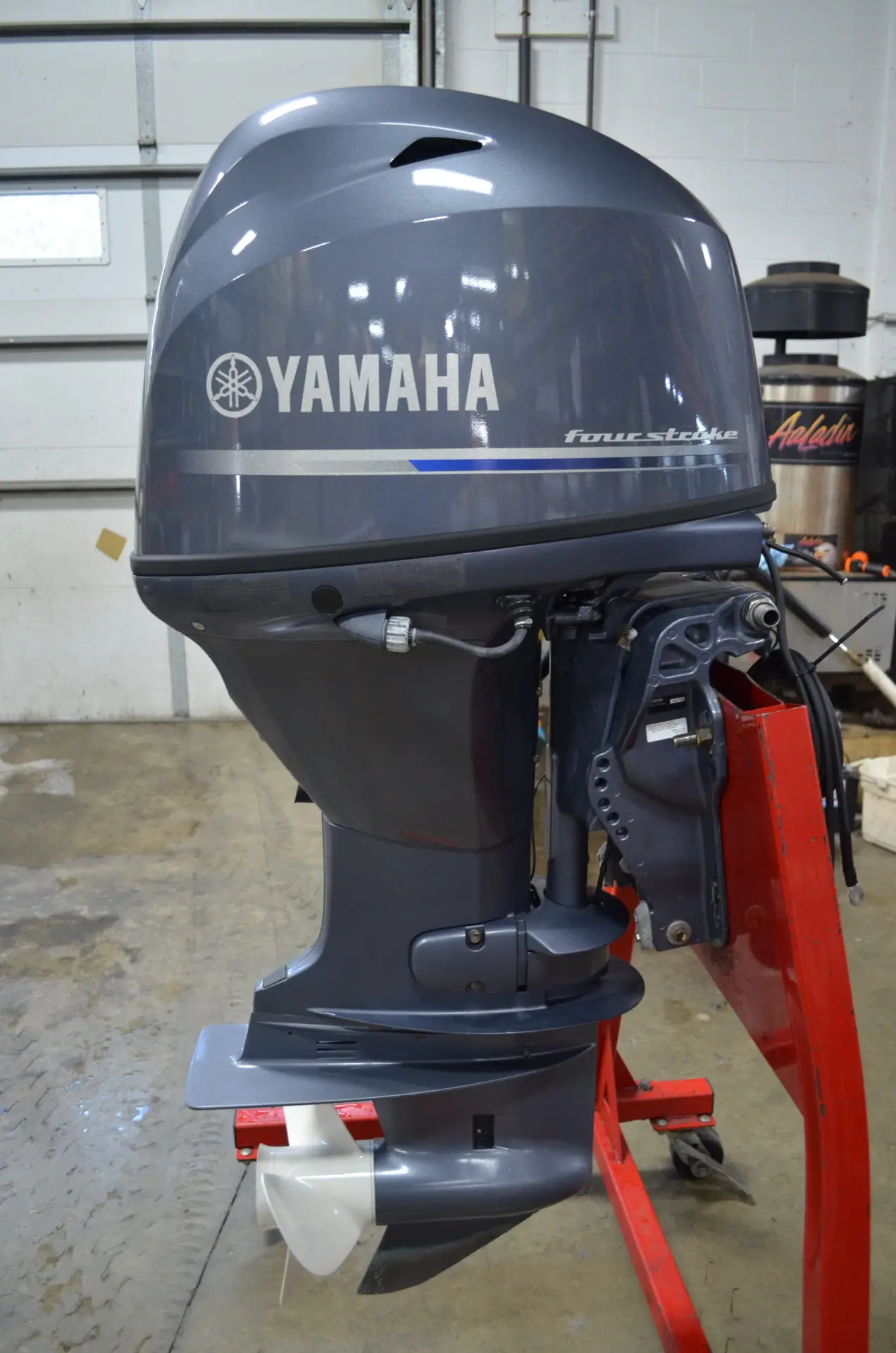 2014 Yamaha F70 4stroke 20in remote outboard boat motor - Image 3