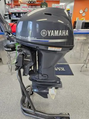 2022 Yamaha 40hp 20in Tiller Outboard Boat Motor